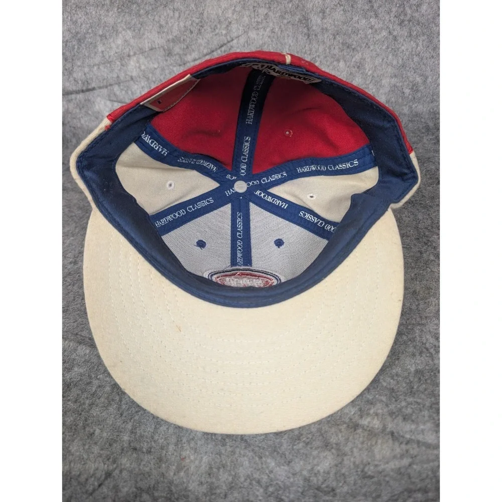 Detroit Pistons | Red/White/Blue | Twins Enterprise |‎ Hardwood Classics | 7 3/8